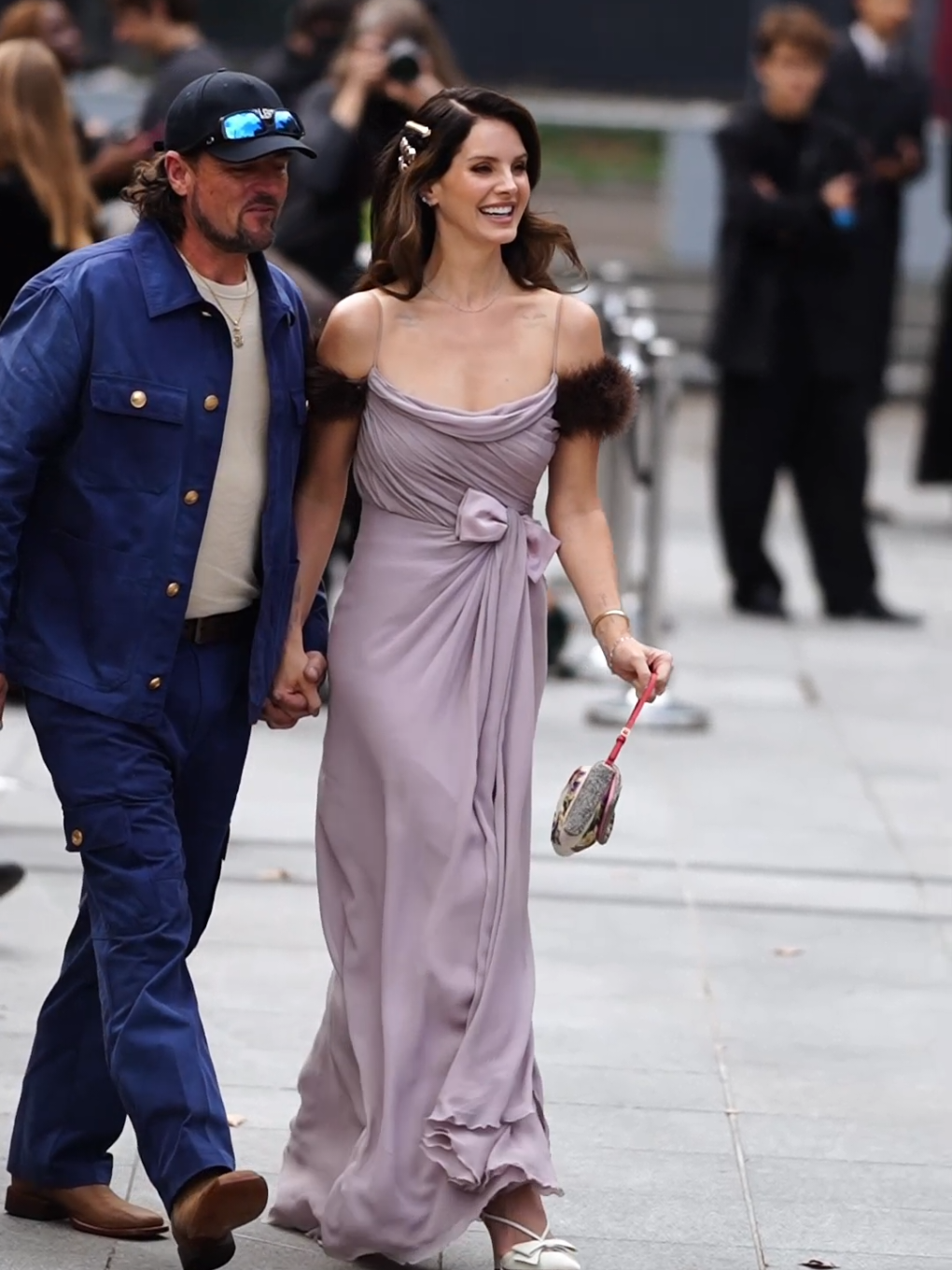 @Lana Del Rey @Valentino #parisfashionweek  #lanadelrey #pfw #valentino #yrismagazine 