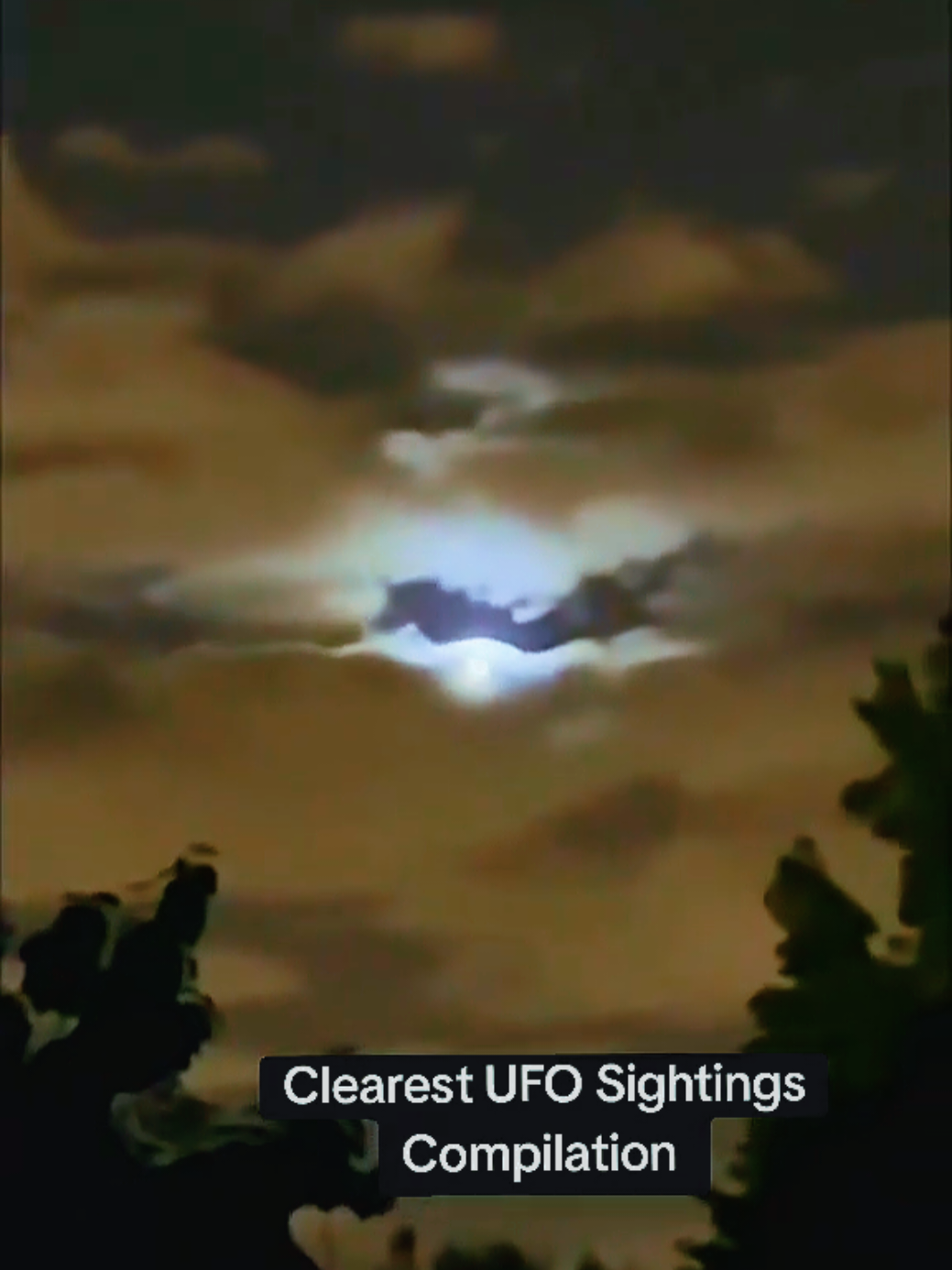 الأجسام المضيئة شوهدت في أكثر من مكان وأكثر من دولة Luminous objects have been seen in more than one place and more than one country #ufo #explore #aliens #الأطباق_الطائرة 