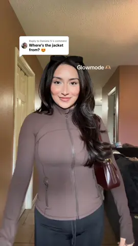Replying to @Daniela S. I have about 5 of them 😅 #glowmode #glowmodejacket #bbljacket #viraljacket #tiktokshopfalldealsforyou @Glowmode 