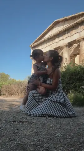 matching my mini all over the 🌎 #mommydaughter #mommyandme #MomsofTikTok 