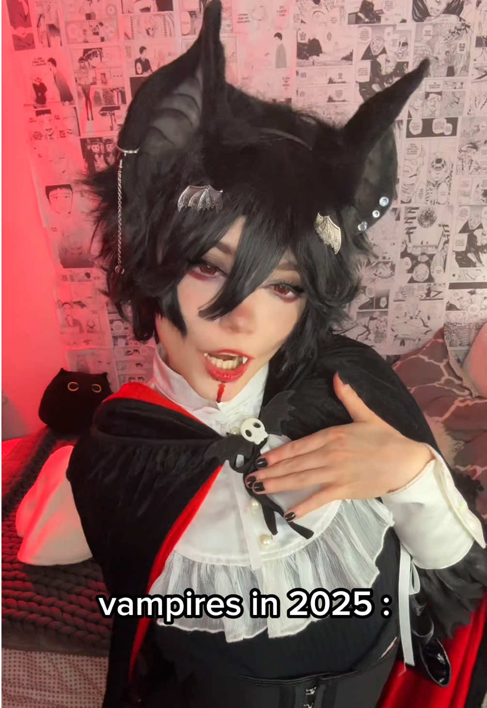 (118 y/o man btw) 🧛#batcosplay #vampirecosplay #vampirefemboy #batkemonomimi #femboy   