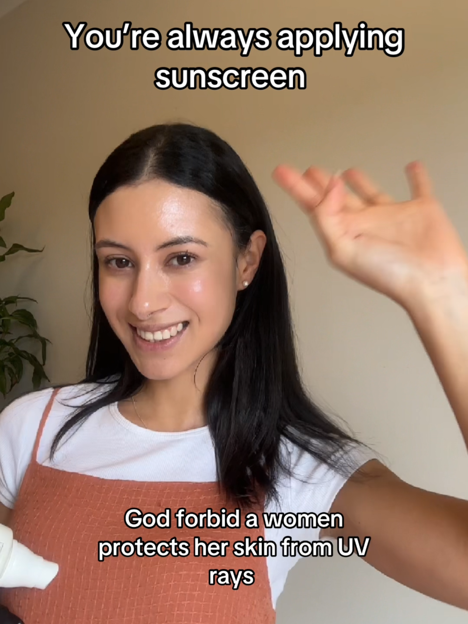 Applied sunscreen once in the morning? Sunscreen wears off with time, sweat and sun exposure, so reapplying every 2 hours is key to keeping your skin protected. Small steps make a big difference for long-term skin health. #sunscreen#skincare#skinhealth