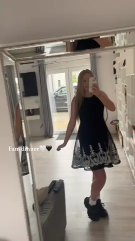 Pretend thsi wasn’t on my story x #katie#fam#dinner#fyp #viral 