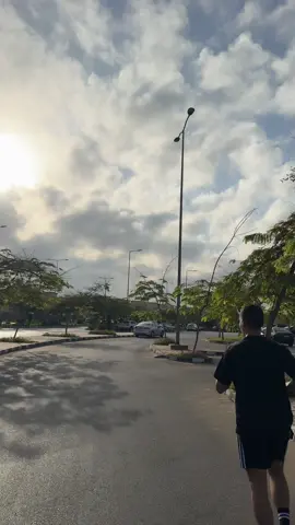 A very realistic run and a reminder that not every run would be perfect  #Running #runningvlog #runningtips #morningrun #athlete 