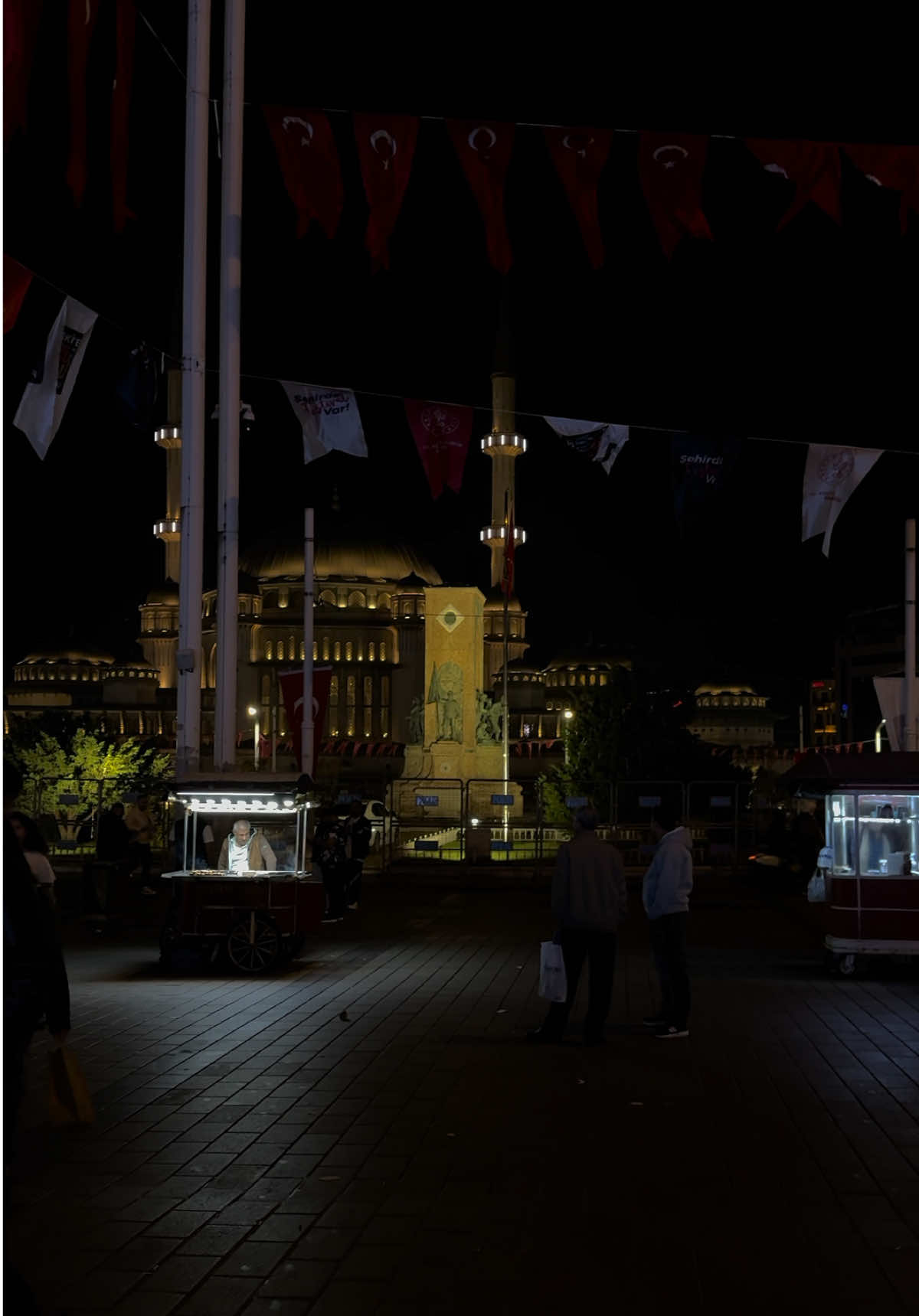 #istanbul #fyp #turkish #taksimmeydan #taksim 