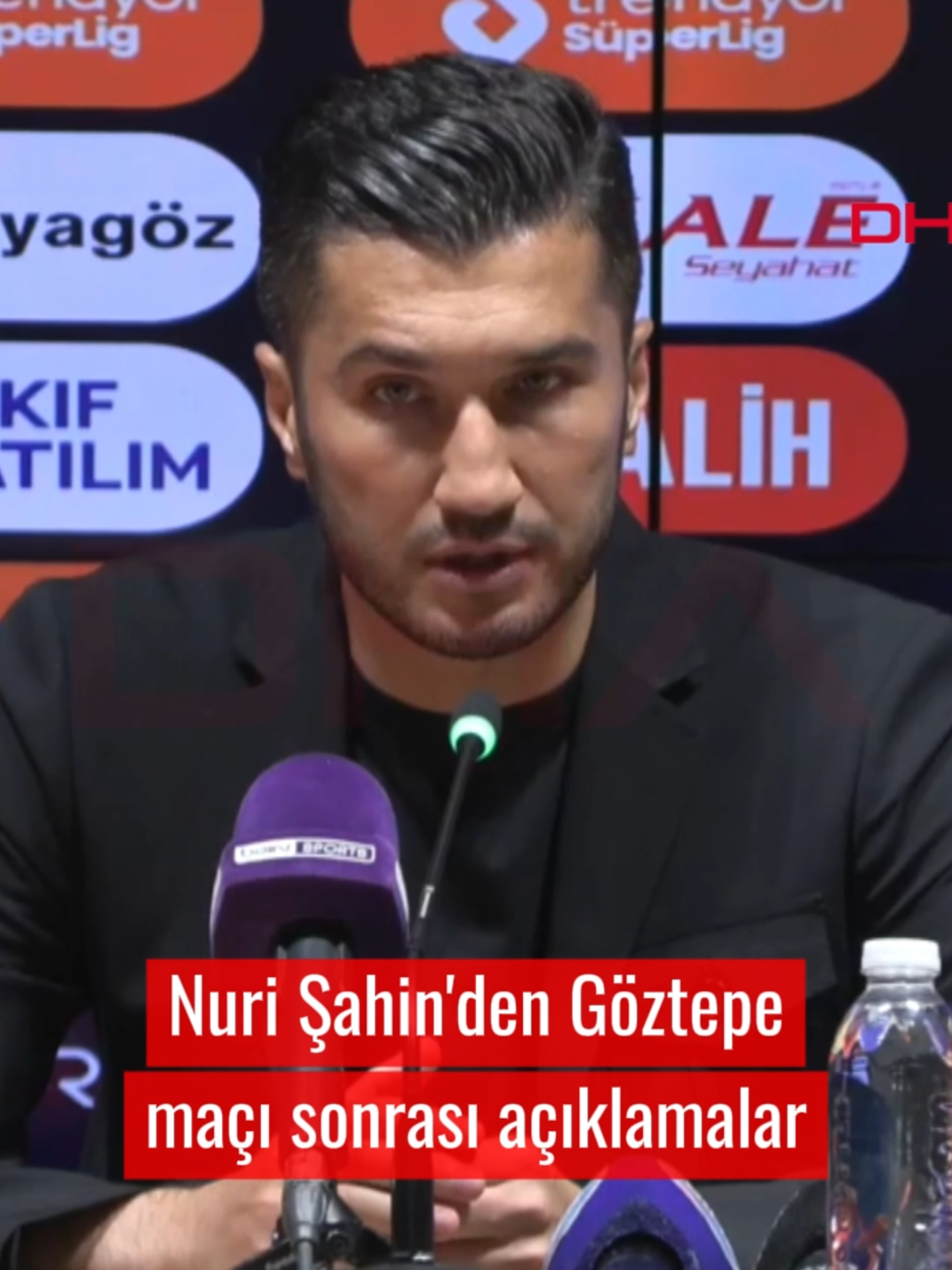 RAMS Başakşehir FK Teknik Direktörü Nuri Şahin: Göztepe gibi bir takıma karşı pozisyona girmek zor #Süper Lig’in 8’inci haftasında evinde RAMS Başakşehir FK’yı 1-0 yenen Göztepe milli araya namağlup 16 puanla girerken, RAMS Başakşehir FK 6 puanda kaldı. Karşılaşmanın adından düzenlenen basın toplantısında RAMS Başakşehir FK Teknik Direktörü Nuri Şahin, açıklamalarda bulundu. Onur ATIŞ - Gökhan KILIÇ / İZMİR, (DHA) #DHA #Haber #Spor #Göztepe #Başakşehir #İzmir