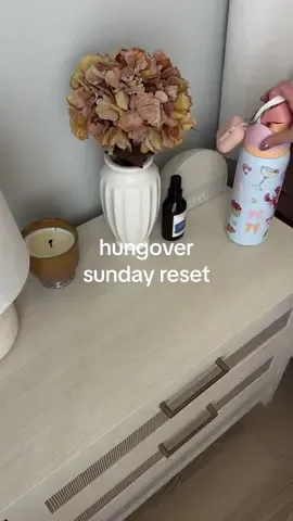 severely hungover but the Sunday reset must go on 😭🧖🏼‍♀️✨ hope you guys have a better Sunday than me 😩 #sundayreset #resetroutine #resetroutine #sundaycleaning #CleanTok 