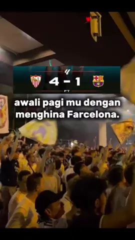 NAIK' 🐕 Aja🤭 #sevilla #barcelona  #football #viral #fyp 