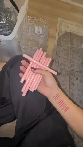 #waterprooflipliner #lipliner #makeup #fyp #viral 