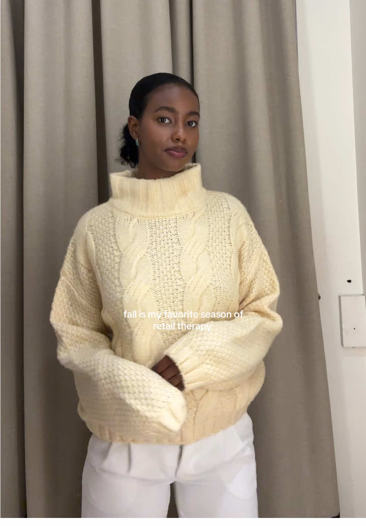 I love everything about fall but I especially love fall fashion 🍁 🍂 happy sweater weatherrrr (coming soon I hope🫩)  #fallfashiontrends #fallfashioninspo #sweaterseason #knitwear #fall2025 