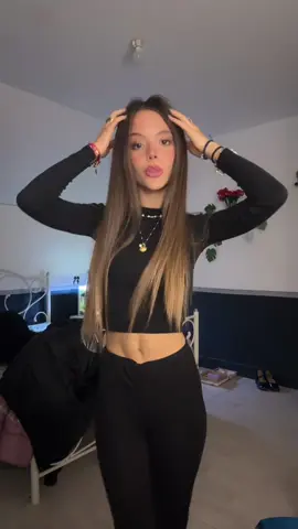 😘