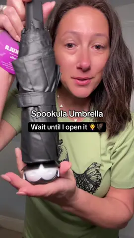 Must see inside the fun umbrella! #umbrella #halloweenaccessories #rainydayvibes #umbrellas #TikTokShopFallDealsForYou 