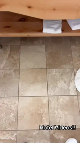 Hotel Fitcheck 👏 #hotel #hotelfitcheck #women #outfitideas #outfitinspo 