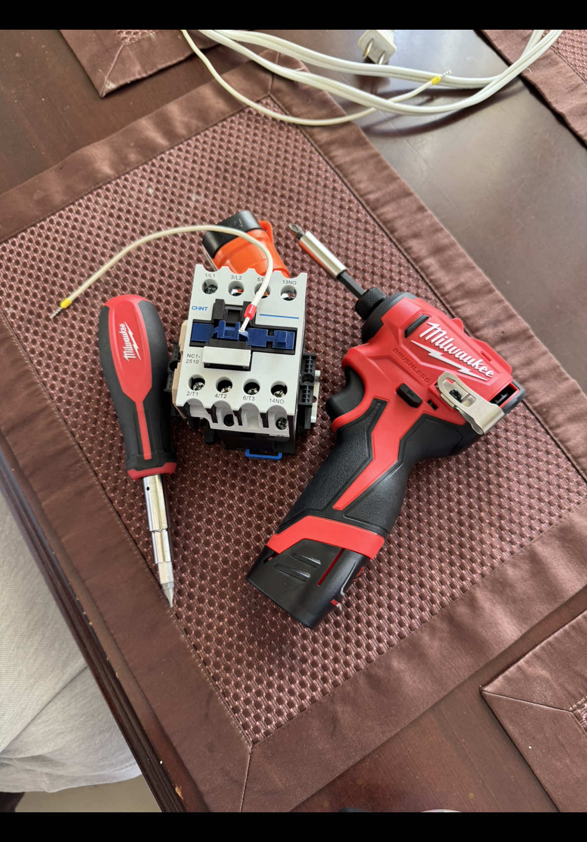 Circuito programado…  #electricista #electricidad #electrician #electricity #tutorials @Milwaukee Tool 
