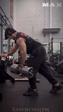 Qual o melhor? Use meu cupom na @Max Titanium - Loja:essenciagym  #bodybuilders #gymedits #ganley #maxtitanium #motivação 