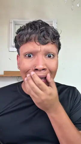 I took my eyebrows off #hacks #makeup 