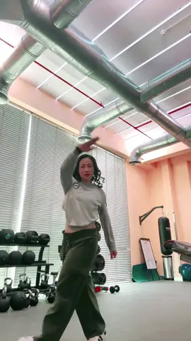 From drafts #personaltrainer #seefmallbahrain🇧🇭 #ohfc #filipinagirl🇵🇭 #bahraintiktokers🇧🇭 