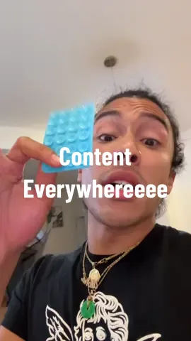 Create content anywhereeeeee #tiktokshopfalldealsforyou #siliconesuctionphone 