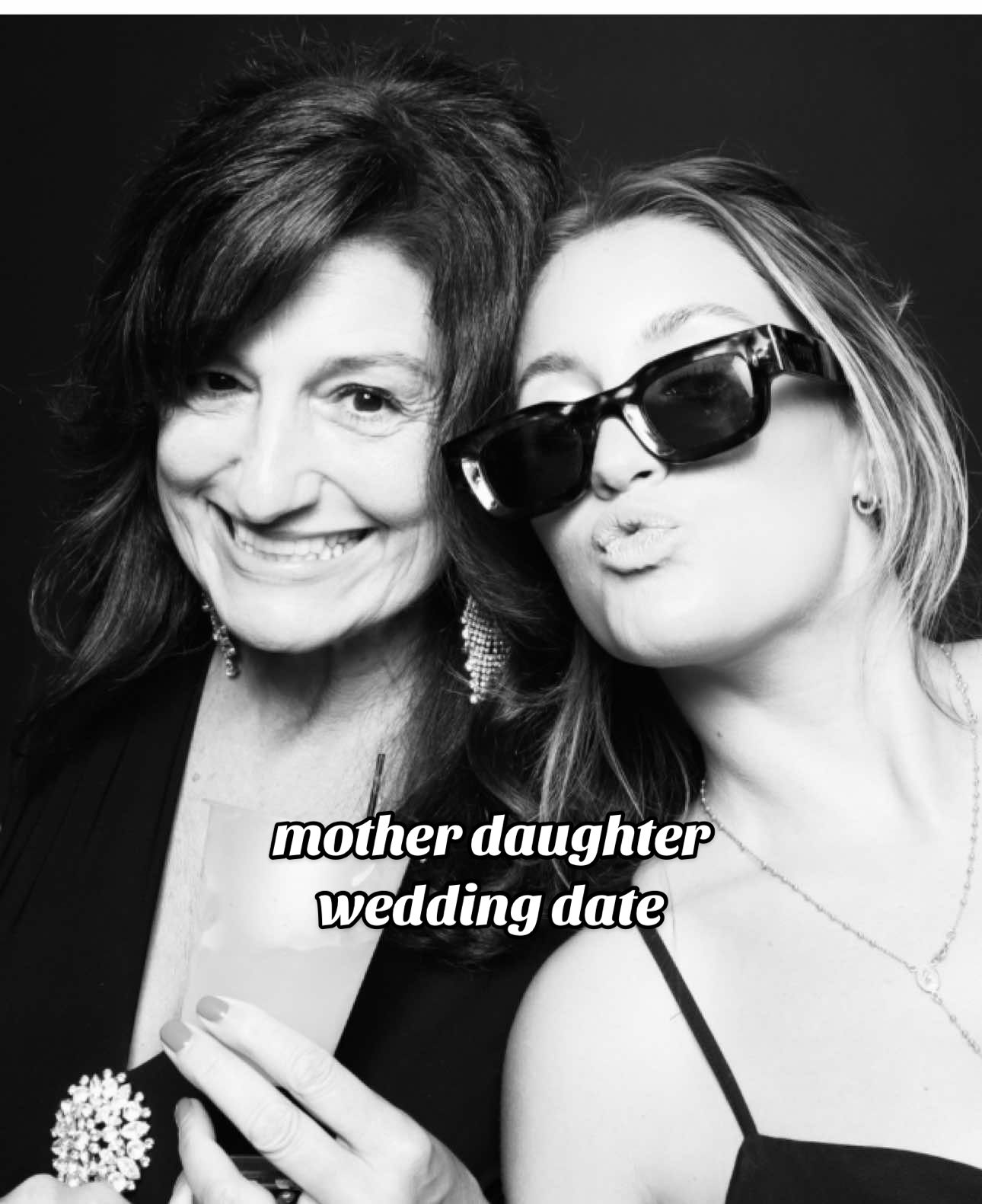 wedding crashers🫡  #foryou #fyp #motherdaughter 