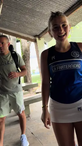 Mami fan del gol de tina #tina #mitre #madreehija #parati 