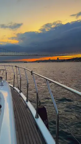 #beniöneçıkar #istanbul🇹🇷 
