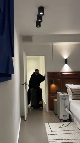 Milan —> Paris  #paris #travelwithme 