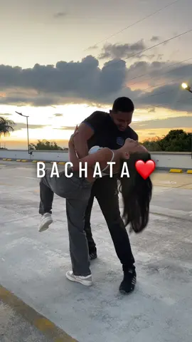 B A C H A T A 🫶🏽 #baile #bailar #bachata #bailestiktok #parejas 