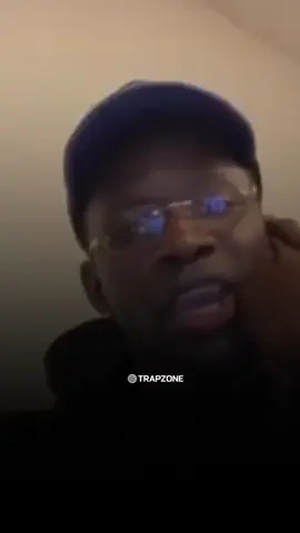 Tou a procura disso ✅️ #viral #trapangola🇦🇴 #okeniom #lyrics #tipografiasparastatus 