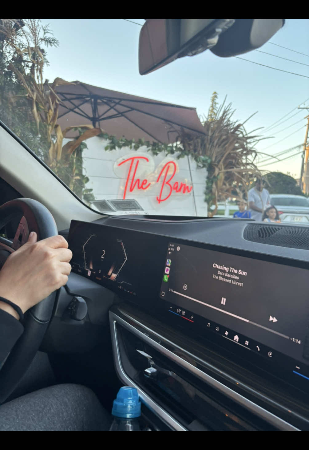 the barn in merrick review!🍵🍓@thebarn_merrick #matcha #pumpkinseason #thebarn #fyp #viral