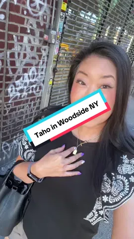Have you tried a popular Filipino dessert; Taho?? Have you visited Little Manila in Woodside NY?? If not, bookmark to check it out!!! Great food, great people!!! #asian #pinoy #taho #filipinofood #thingstodoinnyc 