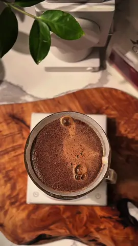 ان صرت بأفواه العواذل حكايه #فارس_مهدي #اغاني #بدون_موسيقى #your_coffee #UGC تصوير