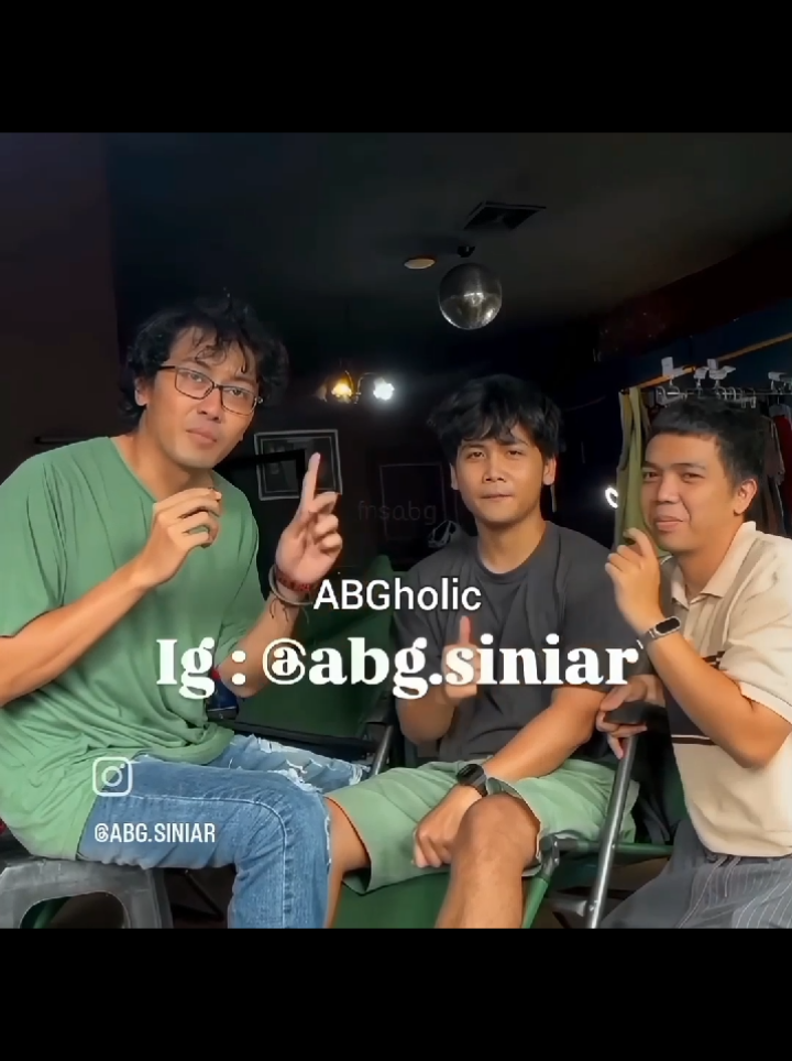 rabu lamaa bgttt sih 😔 #abgsiniar #parker  #holic #trend #fypage 