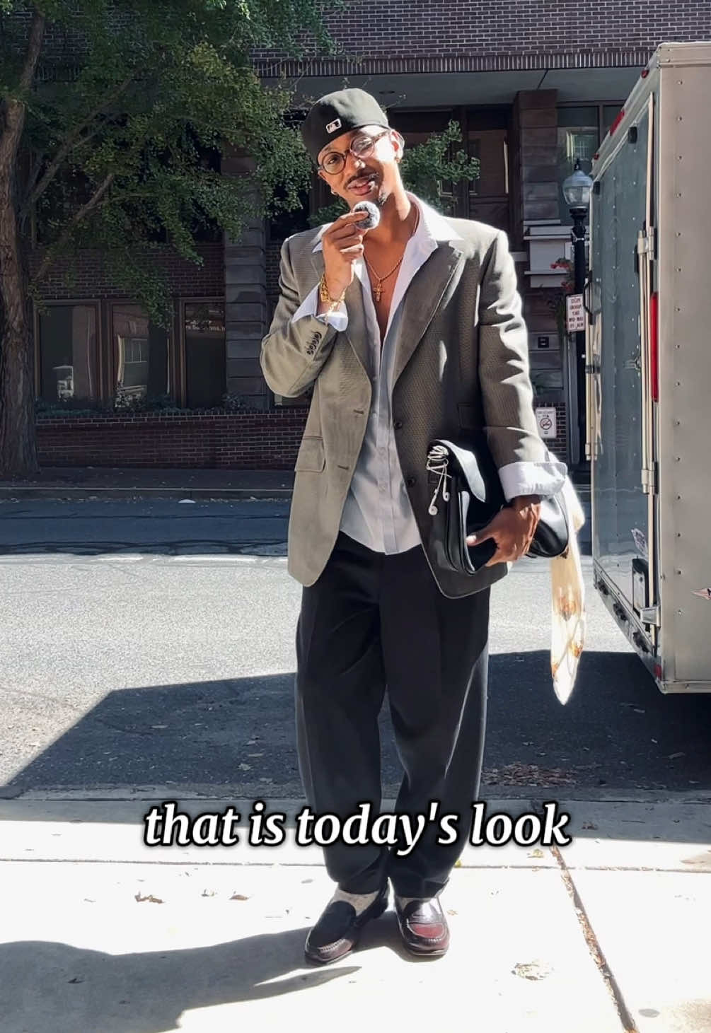 Timeless and sophisticated were today’s word-spirations and safe to say I styled a new favorite look. Would you wear this? #fyp #mensfashion #blazer #fallfashion #vintagefashion 