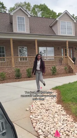 If your lease is ending in that apartment in Charlotte.. you just found your new real estate broker #Charlottenc #CharlotteRealtor #charlotterealestate #charlottencapartments #charlottenc 