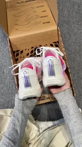 Girls, check out these new runners—so soft it’s crazy! 🫶 Easy to style, easy to love. #SneakerAddict #SoftKicks #EverydaySneakers #RunningReady