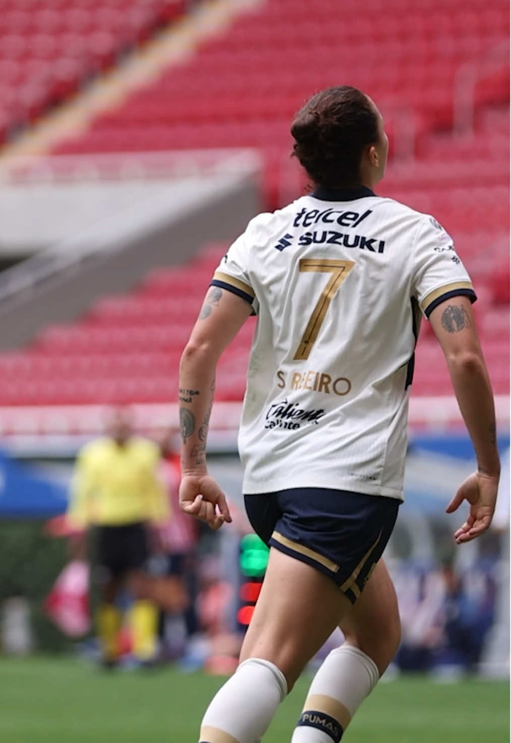Steph convirtió el tercero del partido. 