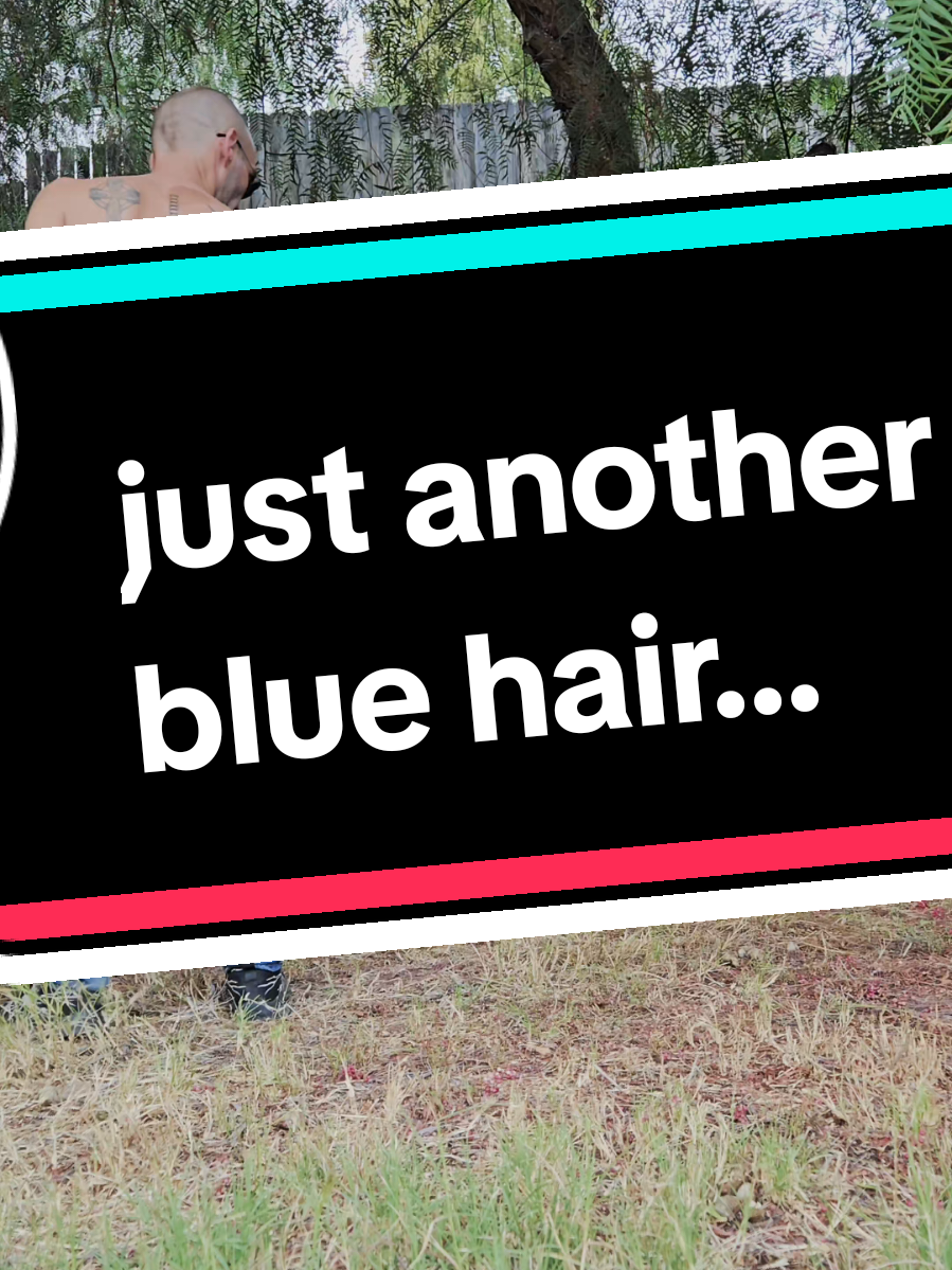 Just another blue hair coffee barista over here... #fyp #soans 