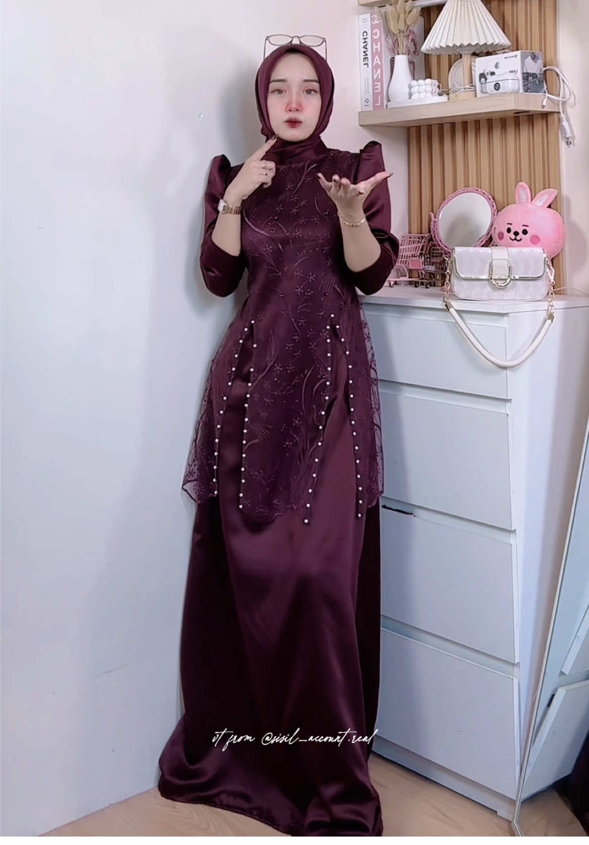 🛒Versi lengkap with Jeane dress 125k 🤍 || Warna Burgundy maroon - Note bbtb 50kg/153cm  #dress #dresselegant #dresskondangan #dresslebaran #burgundyoutfit 
