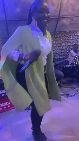 Artiste : Djeneba Diallo Titre : Daouda Traoré 