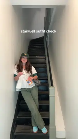 my Trader Joe's orange seltzer is a paid actor.. I've been loving blue & green together lately.. lmk thoughts 💙💚🧚🏼‍♀️  #OOTD #fitcheck #fallfashion #transitionaloutfits #nyc 