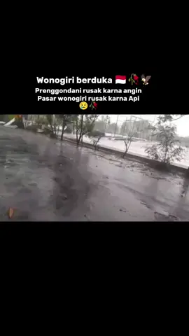 hari ini banget pasar kebakaran senin 6 okt 25😢🥀, #wonogiri24jam #viral #fyp #kebakaranwonogiri #wonogiri 