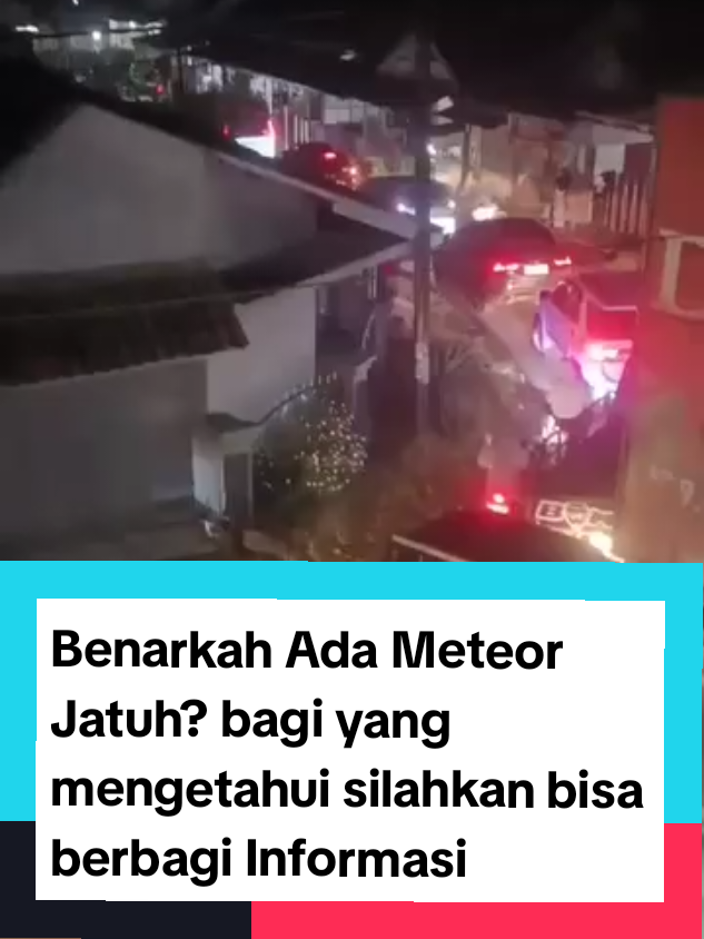 Meteor Melintas di Langit Brebes–Cirebon, Video Terverifikasi ? Fenomena cahaya terang menyerupai bola api di langit Cirebon pada Minggu malam (5/10/2025) akhirnya mulai terungkap. Video yang beredar luas di media sosial telah terverifikasi otentik dan valid, setelah dilakukan penelusuran oleh sejumlah warga dan pemerhati fenomena langit. Salah satu warga memastikan lokasi dalam video tersebut benar-benar ada. Ia mengecek Etri Rias yang terlihat di baliho iklan rokok “Dio Jambu” di rekaman tersebut. Hasilnya, lokasi itu berada di Banjaran, Kecamatan Salem, Kabupaten Brebes tak jauh dari perbatasan Cirebon bagian timur. Dengan demikian, video bola api yang melesat cepat dan diikuti suara dentuman keras bukan hasil editan atau hoaks, melainkan benar-benar terjadi di langit Banjaran dan terlihat hingga wilayah Cirebon serta sekitarnya. Namun, apakah meteor itu jatuh ke bumi?  Bisa saja Meteor tersebut habis terbakar di atmosfer bumi. Karena ukurannya besar, proses pembakaran itu menghasilkan ledakan di udara (airburst) yang menimbulkan cahaya sangat terang dan suara dentuman seperti bom. Fenomena seperti ini biasa disebut bolide, yaitu meteor besar yang meledak di atmosfer sebelum sempat mencapai permukaan bumi. Hingga saat ini, BMKG dan LAPAN belum menemukan sisa benda langit yang jatuh ke daratan. Tim BPBD dan warga juga tidak melaporkan adanya kerusakan di wilayah sekitar. Meski begitu, peristiwa langka ini menjadi tontonan luar biasa bagi warga Cirebon, Brebes, dan sekitarnya, sekaligus mengingatkan akan keindahan dan misteri alam semesta. . . Sumber : FB/Pesona Ketanggungan Indramayu Post. com #infoviral #meteor #cirebon #fyp #fypppppppppppppppppppppp 