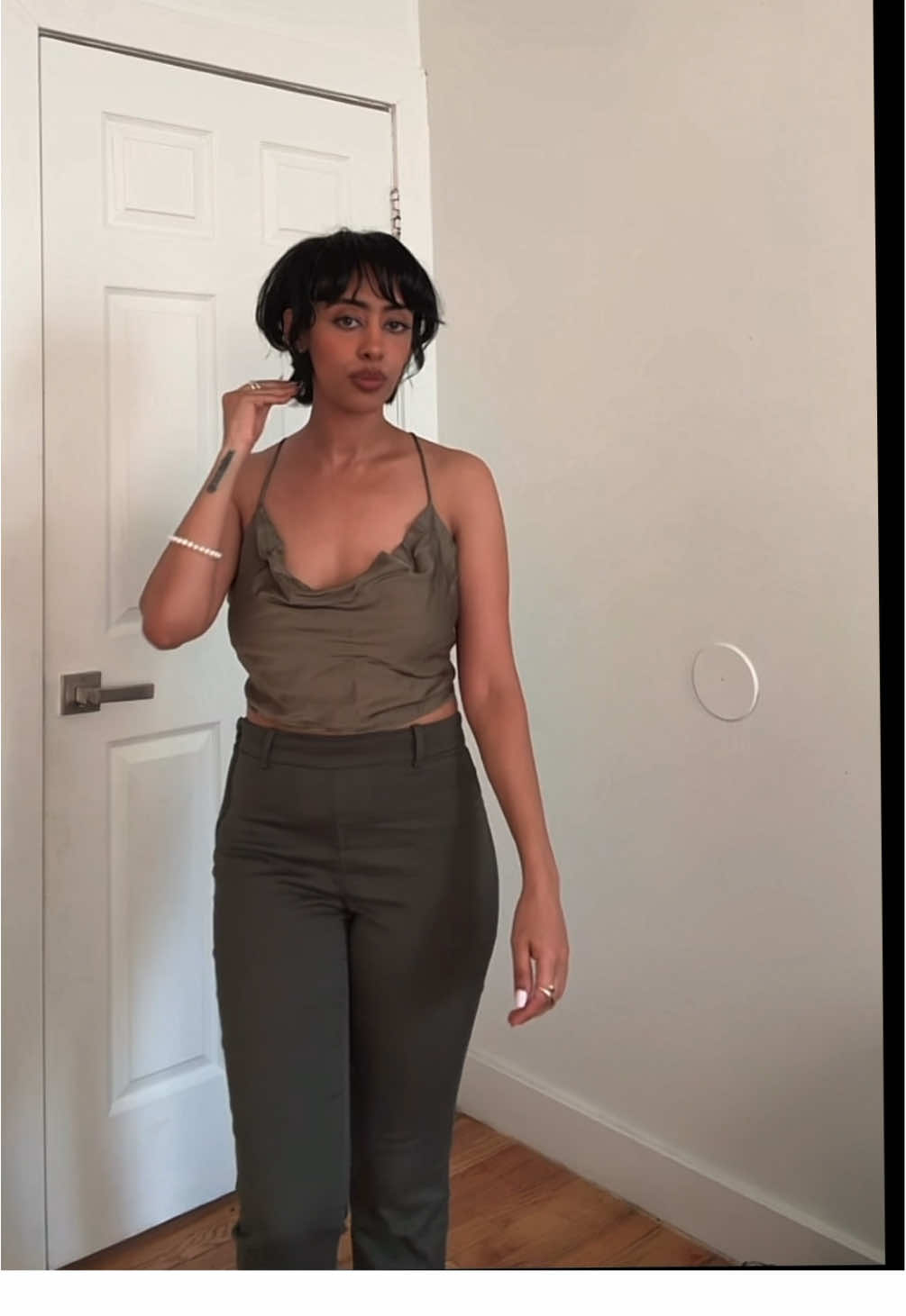 Monochrome green is one of my go to. 🌱✨  #monochrome#women#haircut#fashion#eritreanwomen