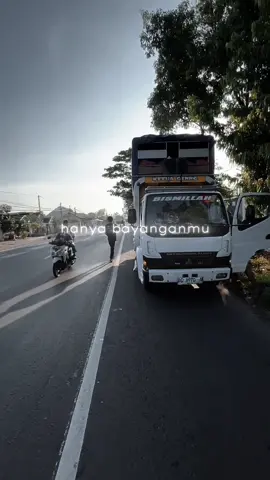 #CapCut seng penting podo slamet kabeh @iqbalklemponk   #fypシ゚ #fypppppppppppppp #fyppppppppppppppppppppppp #truckkrodonglintassumaterajawabali #krodongmania #belitangokutimur 