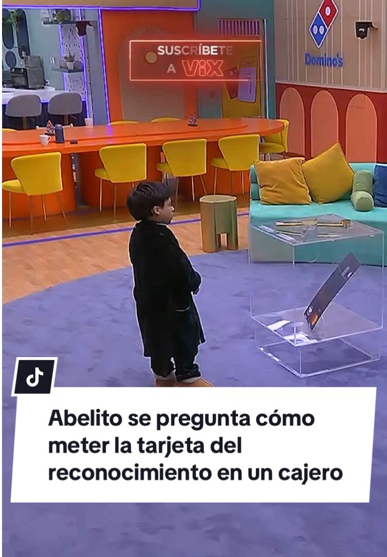 @el_abelito_oficial se pregunta cómo meter la tarjeta en un cajero Si quieres ver el momento COMPLETO, suscríbete ya a @ViX y no te pierdas de nada con el 24/7 🔥 #LaCasaDeLosFamososMx, rumbo a la final,  disponible también en #LasEstrellas y #Canal5.