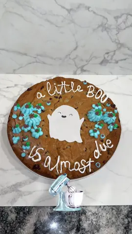 I wish my buttercream writing ability was better😭. #cookiecake #cookiecakedecorating #chocolatechipcookie #chocolatechip #fallbaking 