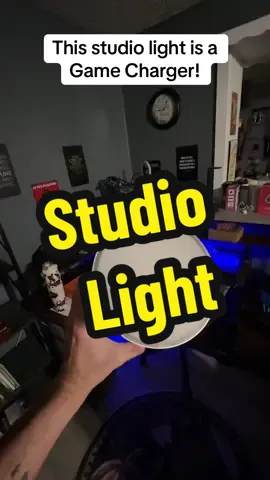 #studiolight #recordingequipmentessentials #studio #musthaves 