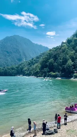 howo adem🥶#fyp #telagasarangan #sarangan#magetan #sarangantawangmangu 