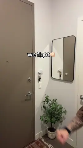 Can’t believe this is how I find out I can’t do a finger heart 