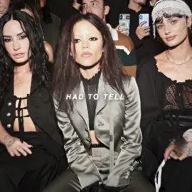 Her at paris fashion week 🙌 #jennaortega #jennaortegaedit 